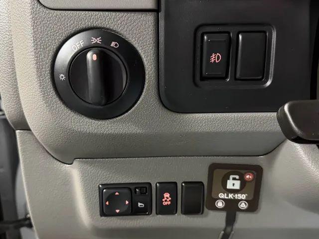 2019 Nissan 3500 SL V8