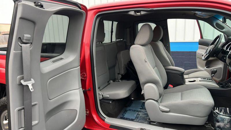 2014 Toyota Tacoma Base V6