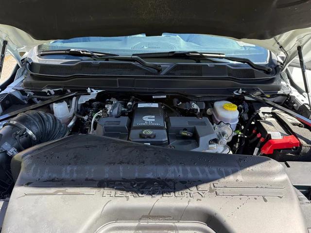 2024 Ram 3500 Tradesman Crew Cab 4x4 8' Box
