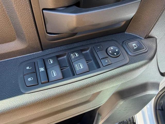 2024 Ram 3500 Tradesman Crew Cab 4x4 8' Box