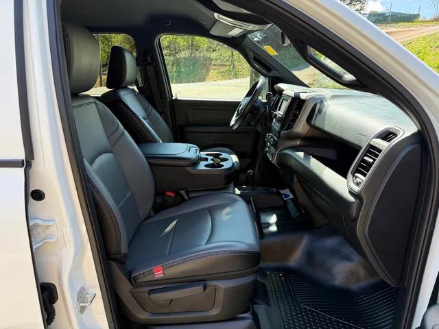 2024 Ram 3500 Tradesman Crew Cab 4x4 8' Box