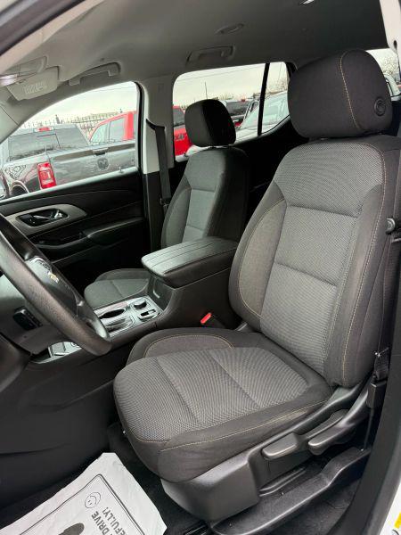 2020 Chevrolet Traverse FWD LS