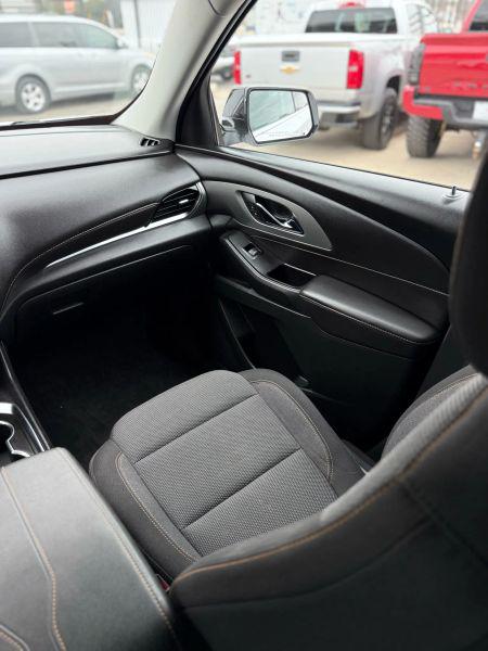 2020 Chevrolet Traverse FWD LS