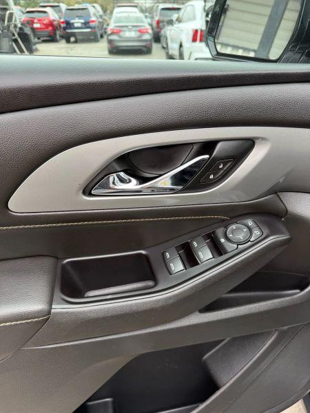 2020 Chevrolet Traverse FWD LS