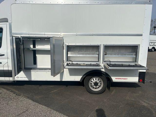 2026 Ford Transit Cutaway Base
