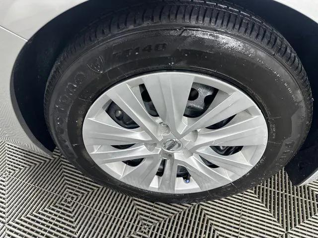 2023 Nissan Sentra S Xtronic CVT