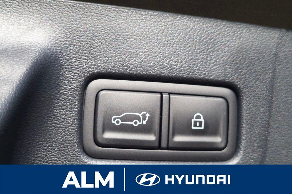 New 2026 Green HYUNDAI Calligraphy FWD image 8