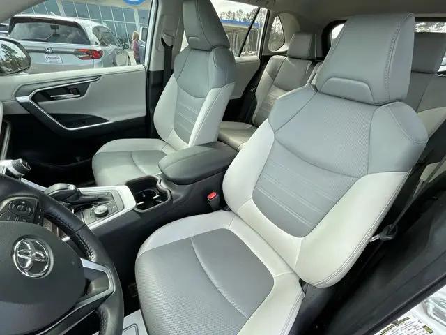 2022 Toyota RAV4 Hybrid Limited