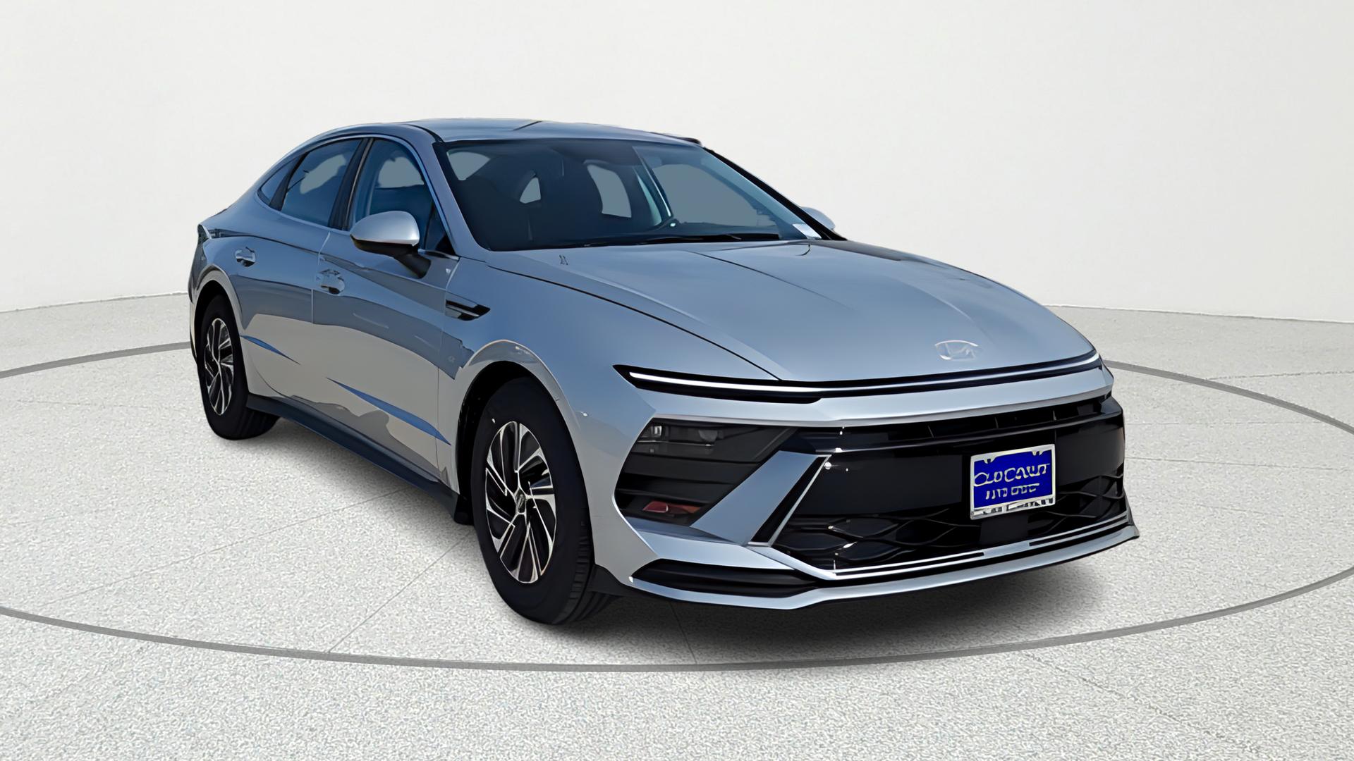 2026 Hyundai Sonata Blue's photo