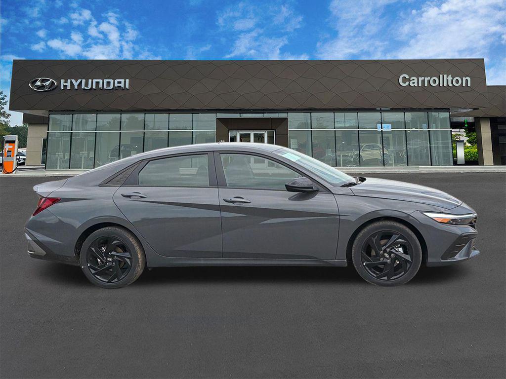 New 2026 Gray HYUNDAI SEL Sport image 5