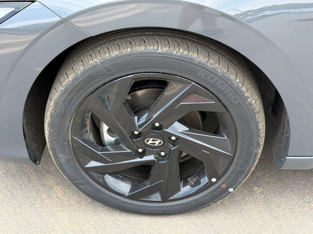 New 2026 Gray HYUNDAI SEL Sport image 12