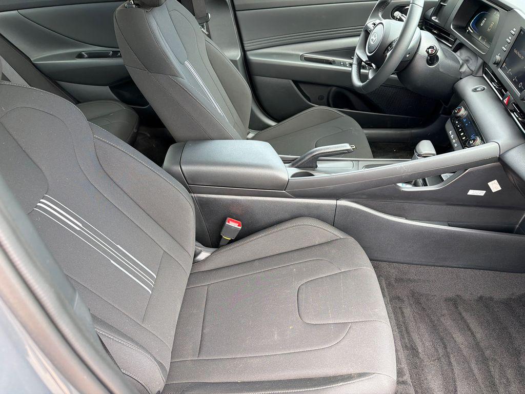 New 2026 Gray HYUNDAI SEL Sport image 14