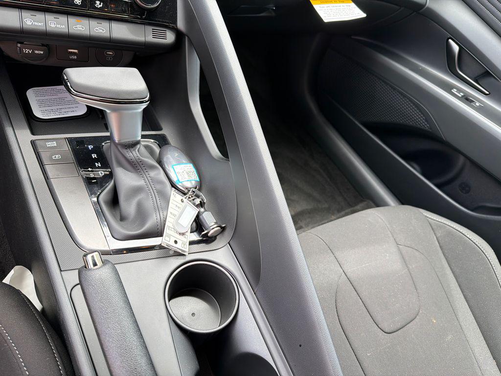 New 2026 Gray HYUNDAI SEL Sport image 33
