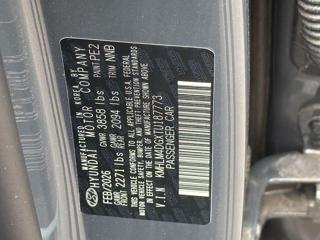 New 2026 Gray HYUNDAI SEL Sport image 34