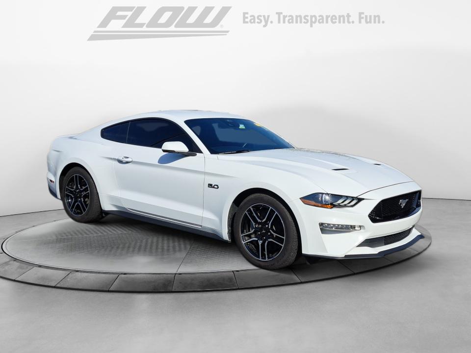 /2022 Ford Mustang
