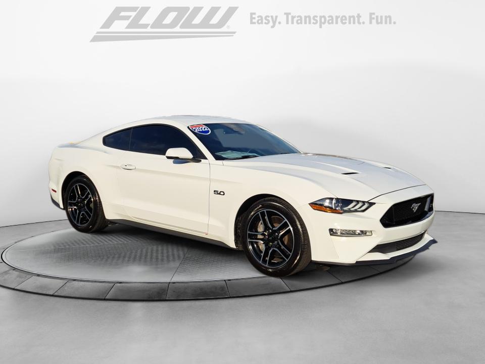 /2022 Ford Mustang