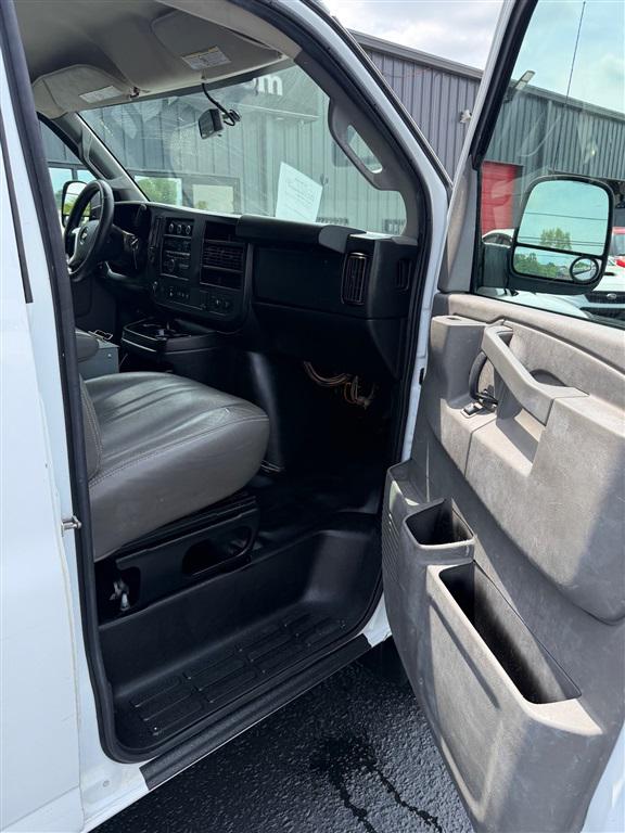 2017 Chevrolet Express Work Van