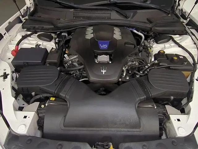 2014 Maserati Ghibli S Q4