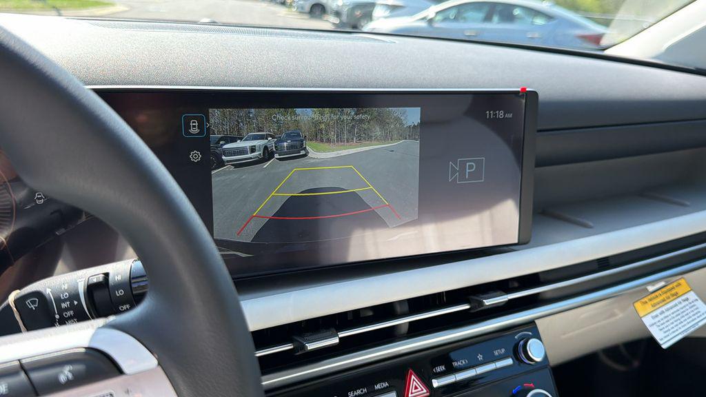 New 2026 Black HYUNDAI SEL FWD image 28
