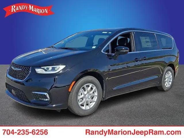 2026 Chrysler Pacifica Select for sale in Wilkesboro, NC