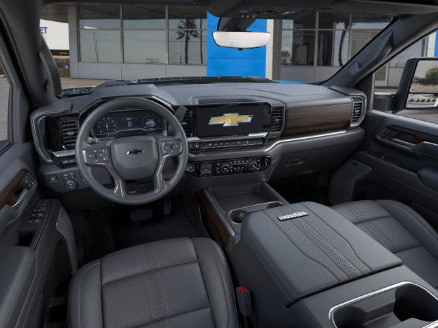 2026 Chevrolet Silverado 2500HD Crew Cab, Standard Bed, High Country, 4WD