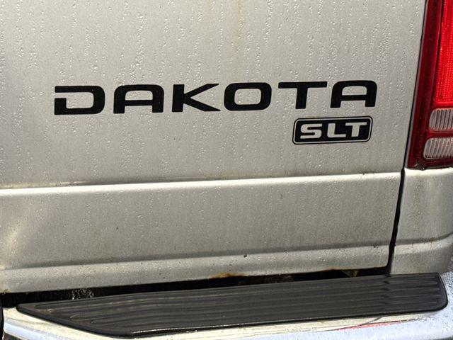 2004 Dodge Dakota SLT