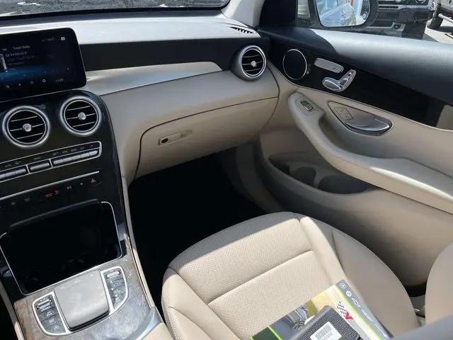2022 Mercedes-Benz GLC SUV