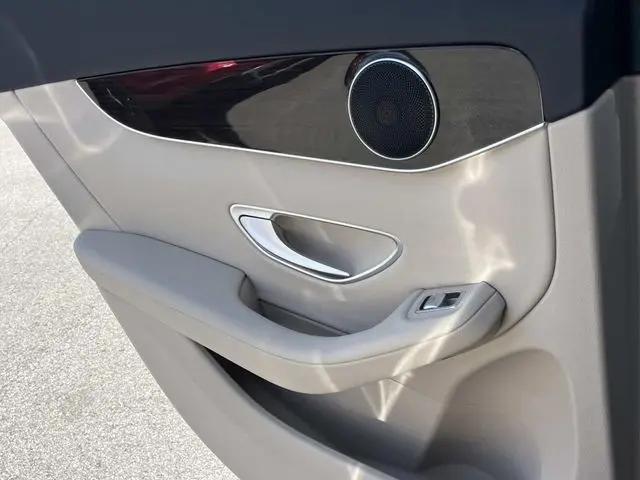 2022 Mercedes-Benz GLC SUV