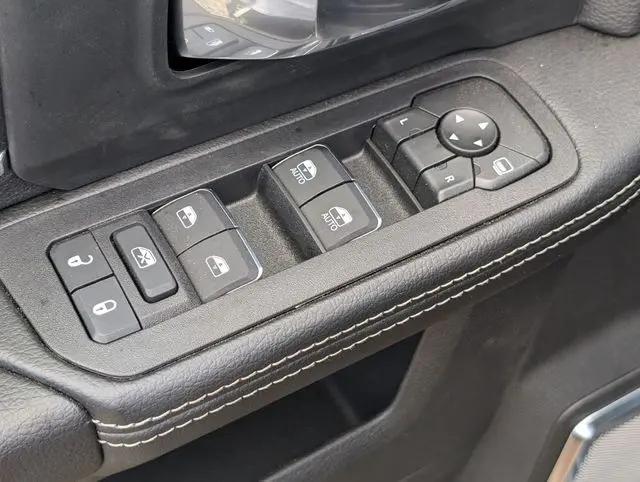 2026 Ram 5500 Tradesman/Big Horn