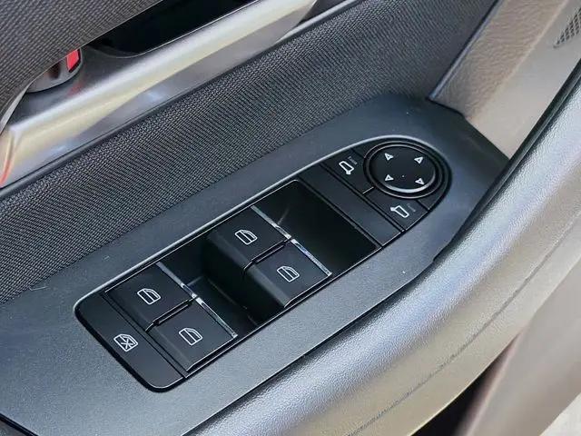 2026 Mazda X-90 3.3 Turbo Select