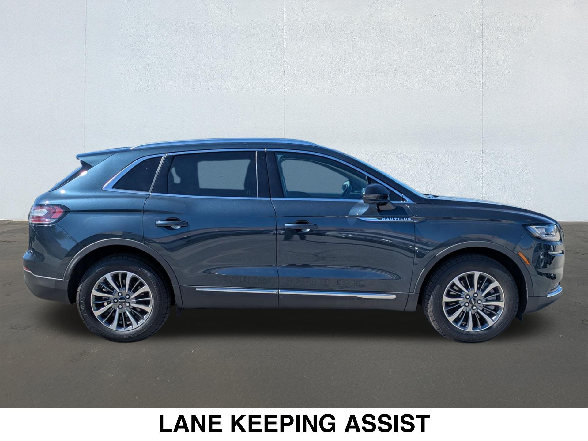 View vehicle photo 6