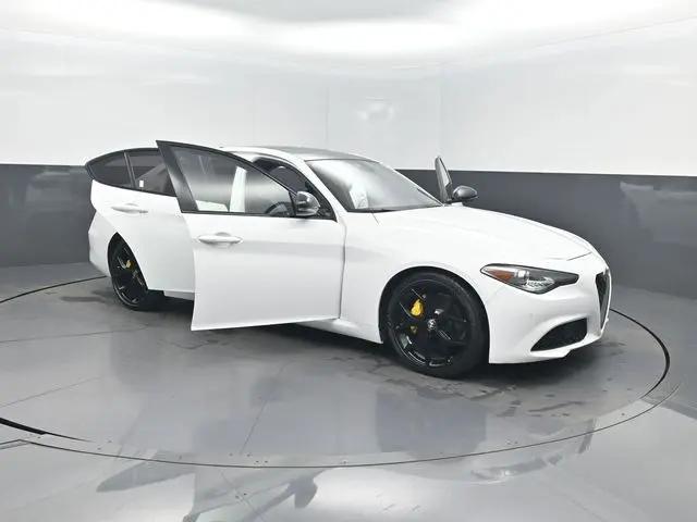 2021 Alfa Romeo Giulia Ti RWD