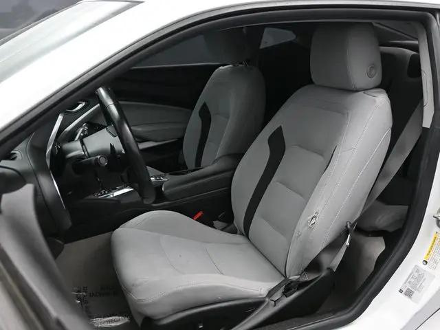 2020 Chevrolet Camaro RWD Coupe 1LT