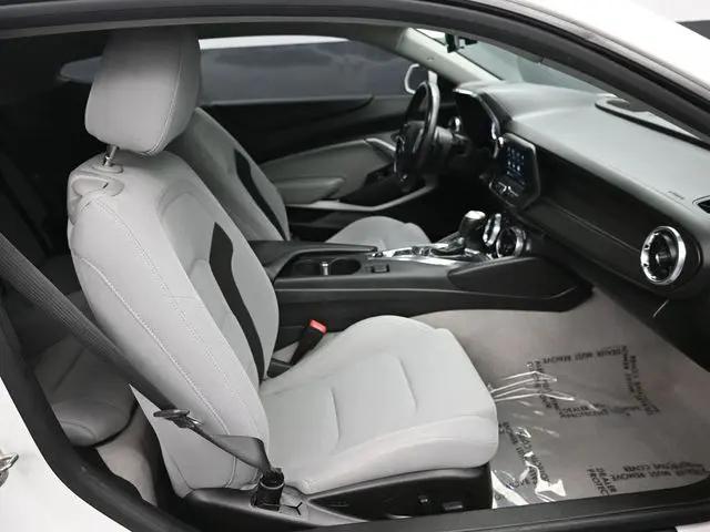 2020 Chevrolet Camaro RWD Coupe 1LT