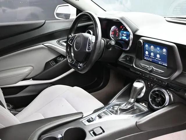 2020 Chevrolet Camaro RWD Coupe 1LT