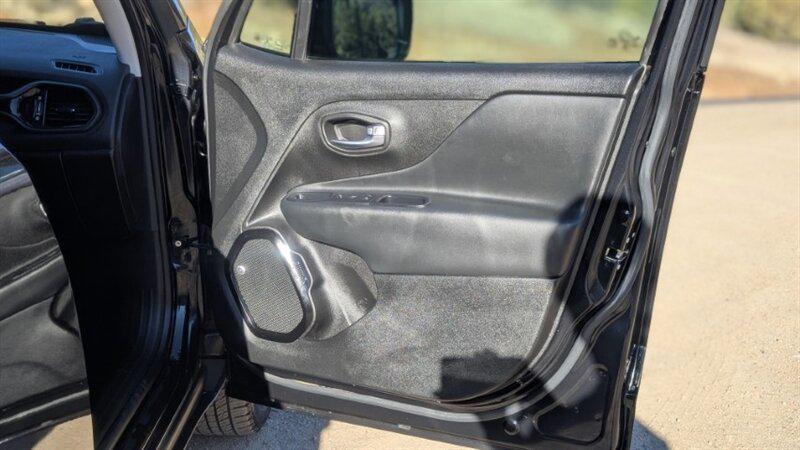 2016 Jeep Renegade Justice