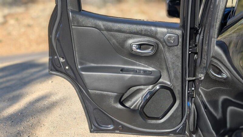 2016 Jeep Renegade Justice