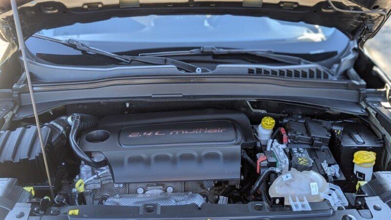 2016 Jeep Renegade Justice