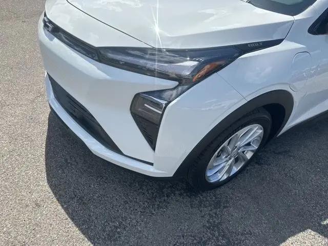 2027 Chevrolet Bolt LT FWD