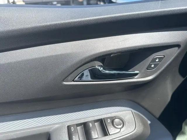 2027 Chevrolet Bolt LT FWD