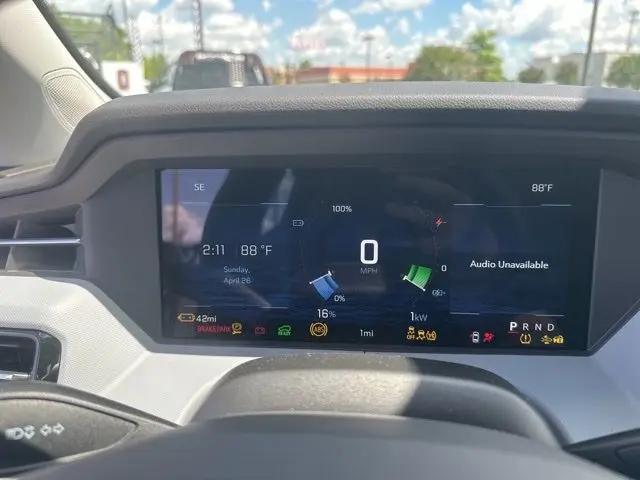2027 Chevrolet Bolt LT FWD
