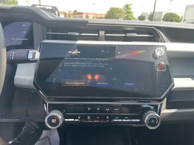 2027 Chevrolet Bolt LT FWD