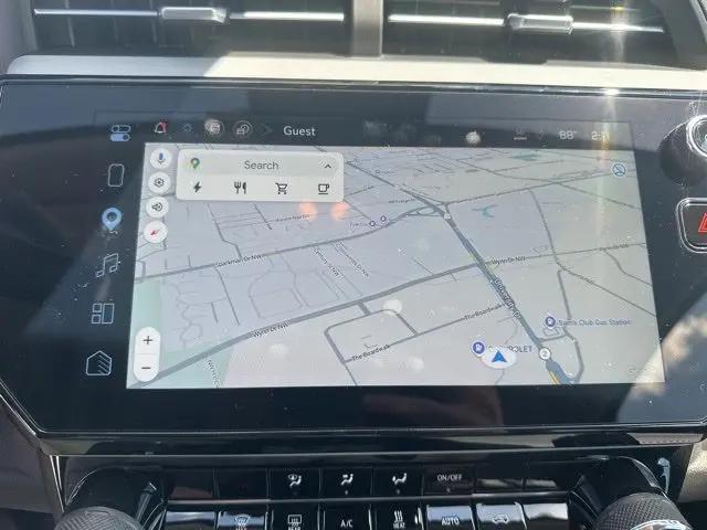2027 Chevrolet Bolt LT FWD