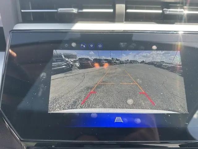 2027 Chevrolet Bolt LT FWD