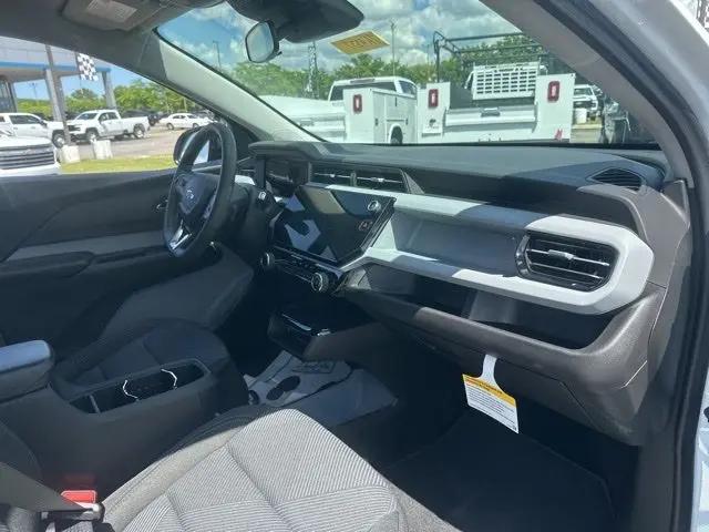 2027 Chevrolet Bolt LT FWD