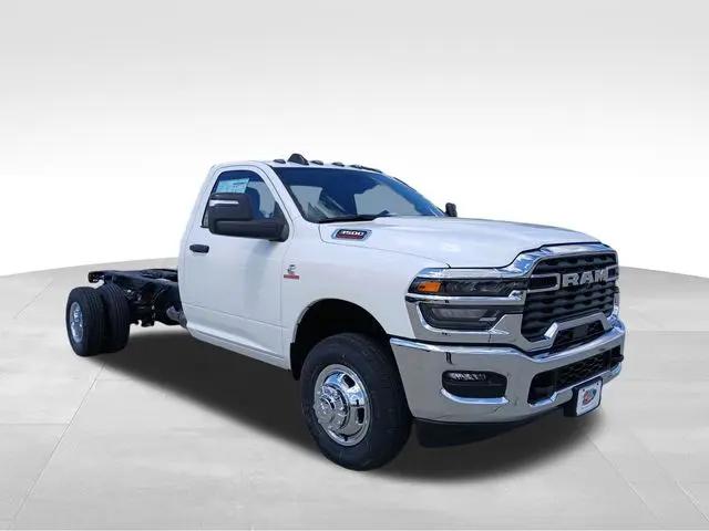 2026 Ram 3500 Tradesman/Big Horn