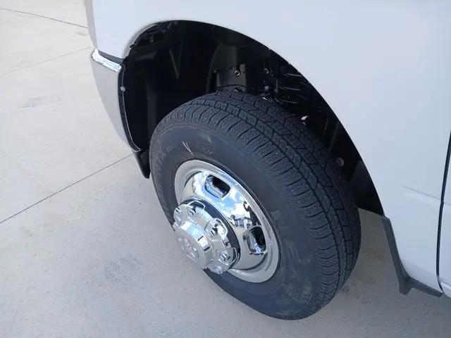 2026 Ram 3500 Tradesman/Big Horn