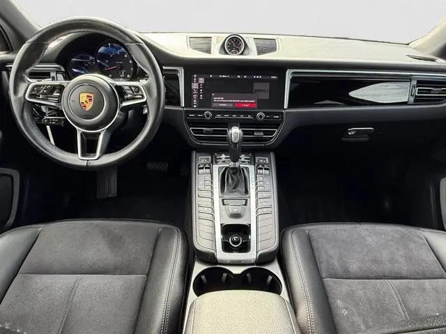 2021 Porsche Macan Macan