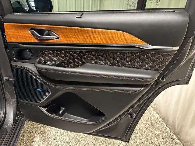 2024 Jeep Grand Cherokee L Summit Reserve