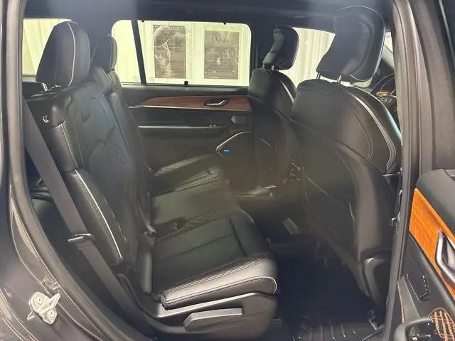 2024 Jeep Grand Cherokee L Summit Reserve